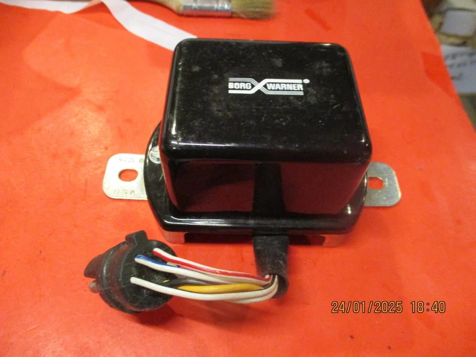 PARA NISSAN-DATSUN-260Z--620 PICK-UP--B210-1973-1974--NUEVO--REGULADOR DE VOLTAJE-EE. UU. Foto 1 de 4