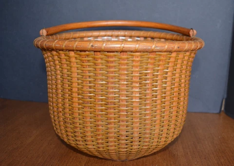 VTG Nantucket Weave Basket w/ Swing Handle Cover
