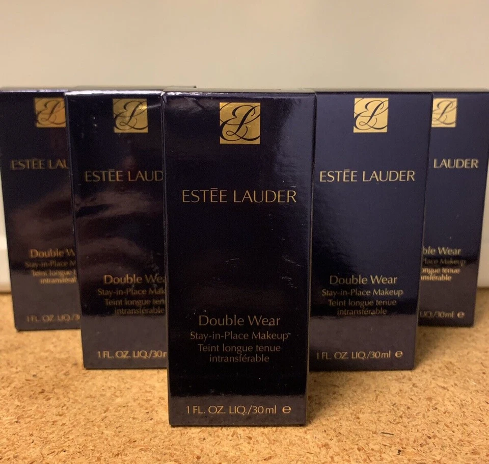 Estee Lauder Double Wear Stay-in-Place foundation~Choose Your Shade~1.0 Oz/30 ml - Image 1 of 4