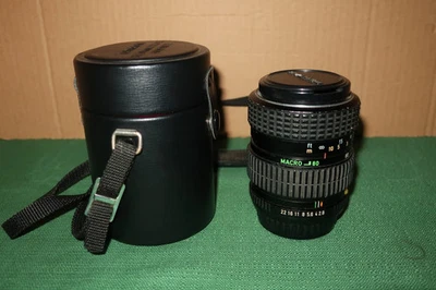 SMC Pentax-M ZOOM 1:2.8-4 40-80mm MF Camera Lens With Caps - Image 1 of 4