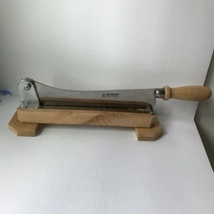 Au Nain Couteliers France Wooden Slicing Board - Picture 1 of 3