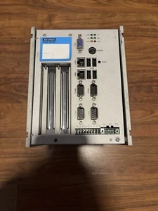 USED ADVANTECH UNO-3072L-C11BE DHL or FedEx - Picture 1 of 3
