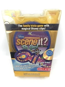Disney Scene It? To Go! Tragbares Quiz DVD Spiel Familie Auto Fahrt Spaß Mattel 2007 - Bild 1 von 3
