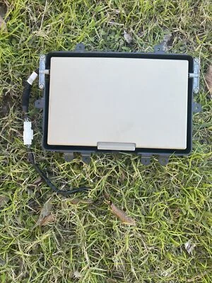 2005 - 2010 ARMADA TITAN QX 56 над головой консоль экран DVD - Изображение 1 из 4