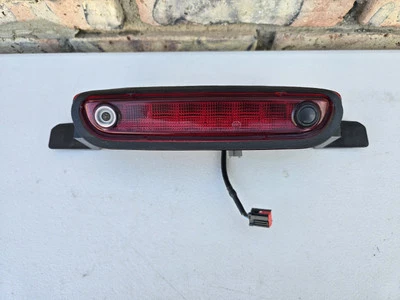 Tercera luz de freno Chrysler 300 11-14 con cámara parada alta  Foto 1 de 4