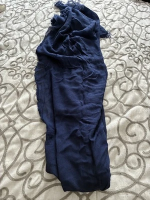 200$ Vince Viscose and Cashmere Wrap Scarf Blue ITALY  - Image 1 of 4