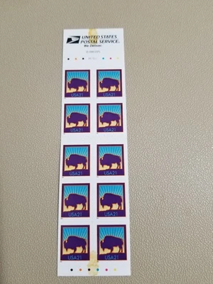 US Scott #BK282D 21¢ Bison booklet perf. 10.5 Left Var. F-VF with staining - Image 1 of 3