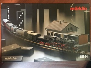 z scale model railroad