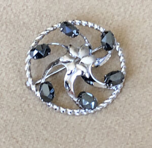 Pinwheel Flower Pin Brooch (59D) Beautiful Vintage Sterling & Hematite