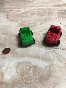 2 Vintage Tootsietoy Cars Red And Green Toys - Picture 1 of 4
