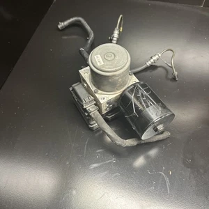 2011 - 2013 KIA OPTIMA 2.4 HYBRID ANTI LOCK BRAKE PART W BRACKET OEM 58620-4U001 - Picture 1 of 24