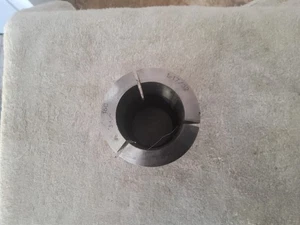 HARDINGE  1-17/32" 16C ROUND COLLET w/ INTERNAL THREADS 16c 1.531 - Picture 1 of 3