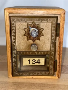 Banco de puerta de oficina de correos vintage Oro Mfg 1966 ~ hecho en 2004 - Imagen 1 de 12