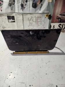67-72 Chevy GMC C10 C20 C30 C40 C50 OEM Guantera Puerta con Brazo de Soporte - Imagen 1 de 2