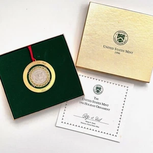 United States Mint Coin 1996 Kennedy Ornament Half-Dollar Uncirculated 24K Plate - Picture 1 of 9