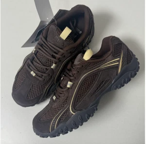 Fila Escaped Choco Shoes 1XM02361H200 Fast Shipping - Picture 1 of 7