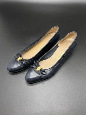 Tacones de ballet Salvatore Ferragamo Boutique azul marino lazo talla 8 hechos en Italia Foto 1 de 4