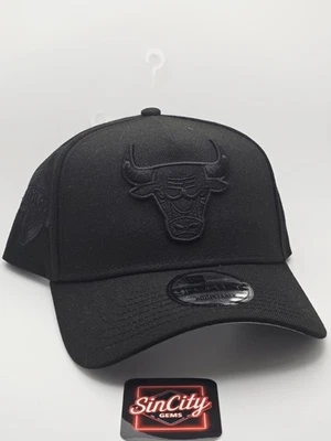 New Era Chicago Bulls Marco A Blackout Establecido 1966 9forty Snapback Sombrero Foto 1 de 4
