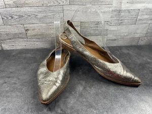 Frye flache Sandalen Damen 9M Kenzie Schuhe gold Leder Fersenriemen Slipper bequem - Bild 1 von 20