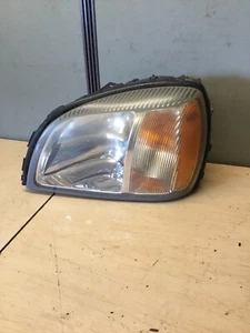 00 01 02 Cadillac Deville Left Driver Side Headlight Headlight OEM dts L 2001 - Picture 1 of 2
