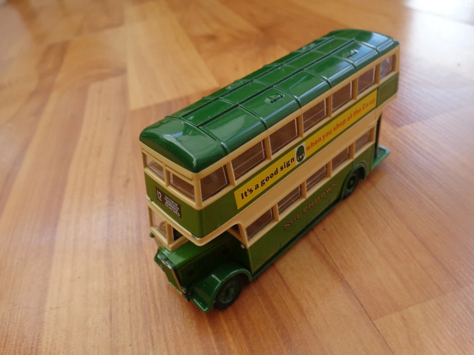 EFE 1/76 Ragazzo Arab II Utilità Southdown #12 Seaford Pressofuso Bus 26306 - Immagine 1 di 1