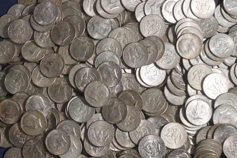 FOUR ROLLS (80 COINS) 40% SILVER KENNEDY HALVES (1965-69)  LOT D63 Cover