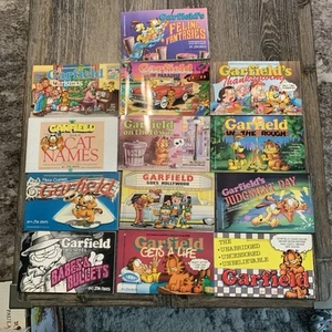 13 Vintage Garfield Paperbacks Comics Jim Davis Book Lot - Picture 1 of 20