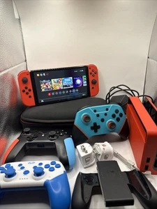 Nintendo Switch OLED Mario-Edition Mit Zubehör Paket - Bild 1 von 8