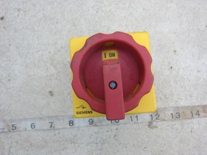 Siemens 3LD21 54-0TK53 Disconnect Switch, Used - Picture 1 of 6