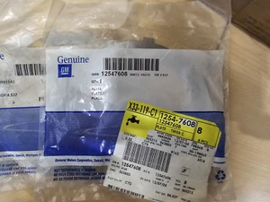 12547608 NEW Genuine GM OEM Transfer Case Plates Qty of 9 Discontinued NOS - Picture 1 of 3