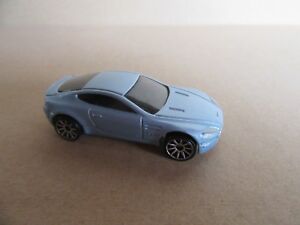 328H Hotwheels No B22 Thaïllande Aston-Martin V8 Vantage Bleu Mattel 1:64