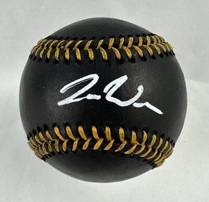 Joey Wiemer signed handsigniert schwarz Baseball mit Echtheitszertifikat Milwaukee Brewers Prospekt - Bild 1 von 2