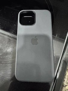 Apple iPhone 13 Pro Max Silikon Case mit MagSafe - Mitternacht - Bild 1 von 5