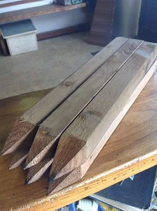 Pack of 6, square wooden garden edging stakes 24" long treated pointed 4 way - Picture 1 of 4