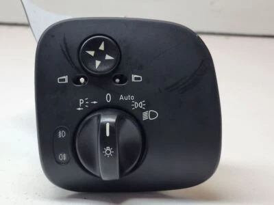 2005 MERCEDES BENZ C230 ПЕРЕКЛЮЧАТЕЛЬ ФАР A2035451004 - Изображение 1 из 4