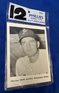 1961 Jay Publishing Co. 12 PHILLIES Baseball Stars 5x7 Pictures Gene Mauch - Picture 1 of 2