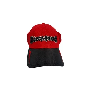 Tampa Bay NFL New Era ( Rare Limited Run Cap ) Black/ Red M- L Flex Fit Cap - Picture 1 of 5