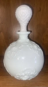 1800s Victorian Gillinder & Sons Liquor Decanter Lion Milk Opal Glass Dresser - Picture 1 of 16