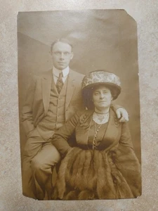 RPPC Man And Woman Postcard  - Picture 1 of 2