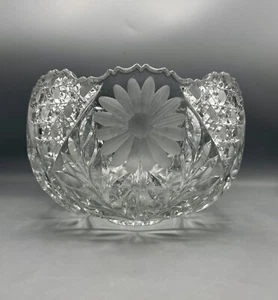 Vintage McKee Innovation Glass Punch Bowl Daisies Buttons 9.5” - Picture 1 of 9