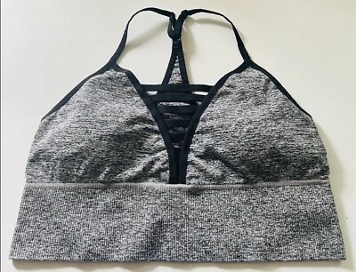 Sujetador deportivo Betsey Johnson talla L. A Foto 1 de 4