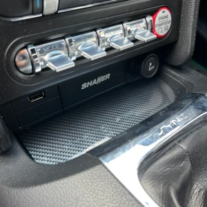Ford Mustang (6th Gen) Deluxe Carbon Fibre Effect Centre Console Insert Plate - Picture 1 of 4