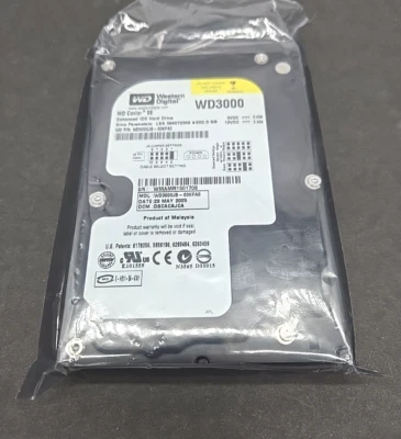 Western Digital Caviar SE Enhanced IDE Hard Drive  300GB Internal (WD3000JB) HDD - Image 1 of 4