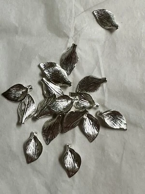 Tapas de cuentas chapadas en plata de 15x8 mm de 18 piezas para hacer joyas Foto 1 de 2