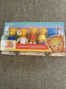 5 Pack Daniel Tiger's Neighborhood Family Figures Pose-able Arms Kids Toys New - Picture 1 of 4