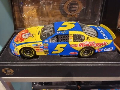 Kyle Busch #5 2006 autografiado Kelloggs 1/24 Elite Monte Carlo #69/288  Foto 1 de 4