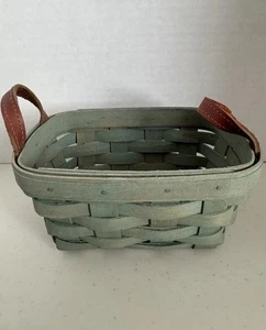 Longaberger 2006  Tea Basket  - Leaf Green - Picture 1 of 1
