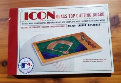 MLB : Milwaukee Brewers : ICON : Glass Top Cutting Board & Cheese Knife Cover
