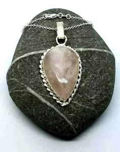 Vintage Style Rose Quartz Silver Plated Pendant Necklace Very Pretty Boho Style - Picture 1 of 2