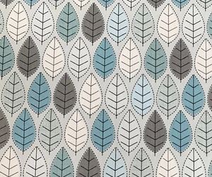 100% Cotton Fabric - Blue & Grey Winter Leaf Print Fabric - Craft Material Metre - Picture 1 of 4